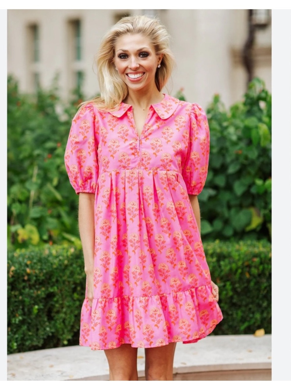 J.Marie, Ella Ann Split Peter
Pan Collar Short Puffed Sleeve
Tiered Dress size L